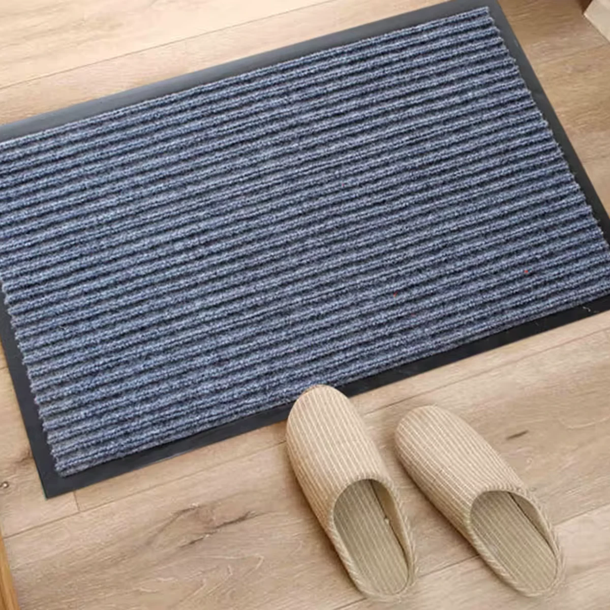 Wycieraczka 60 x 90 Pod Drzwi Podgumowana Szara KLUGER HIGI24 Radom (4).png
